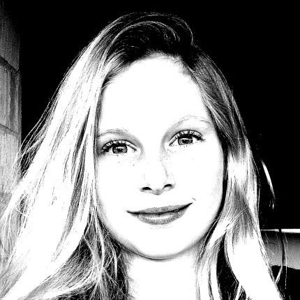 Sara Nielsen Photo 38