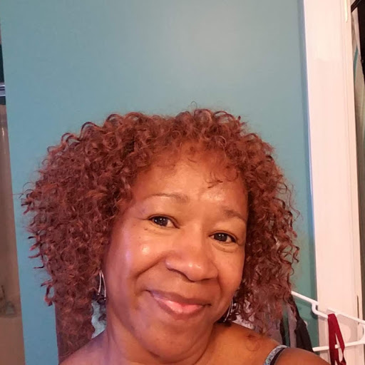 Gwendolyn Thomas Photo 25