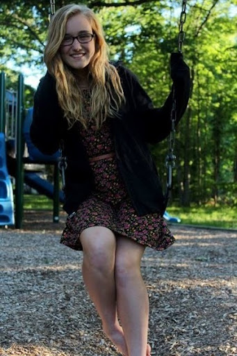 Becky Bateman Photo 34