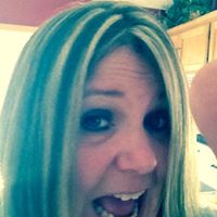 Jennifer Lindstrom Photo 14