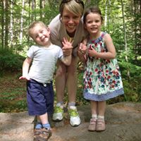 Caroline Perkins Photo 26