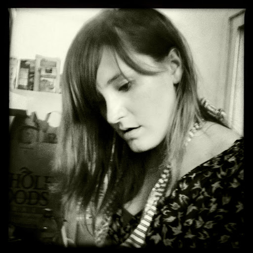 Elizabeth Eaton Photo 23