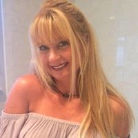 Deborah Molloy Photo 8