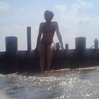 Elizabeth Lombardo Photo 31