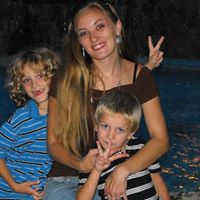 Nicole Wood Photo 22