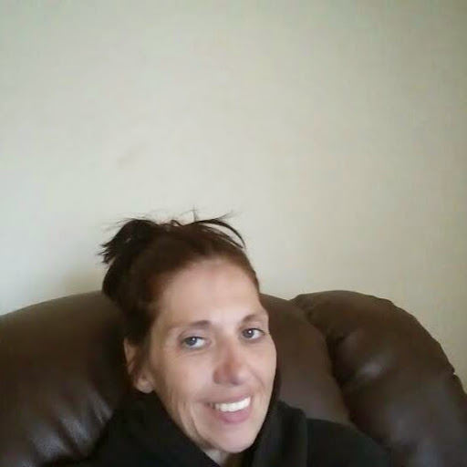 Stephanie Richter Photo 36