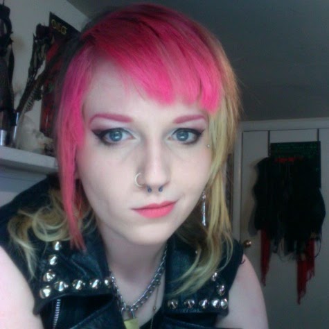 Rebecca Green Photo 15