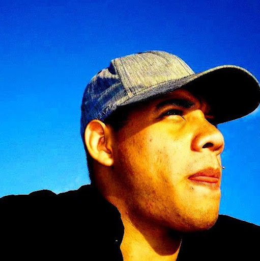 Julio Velazquez Photo 11