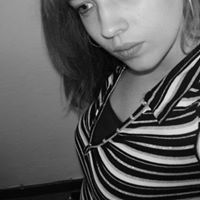 Julie Martinez Photo 29