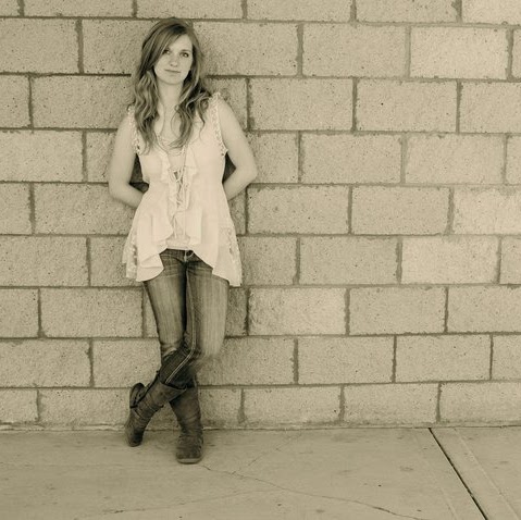 Abby Hardy Photo 20