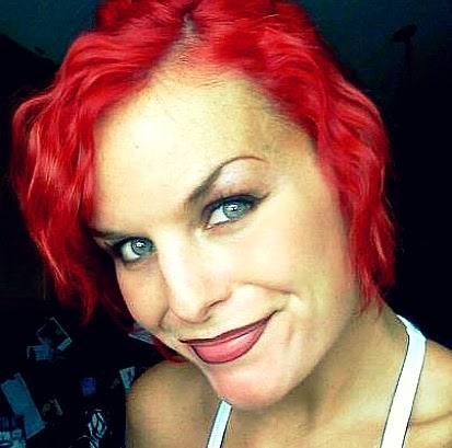 Samantha Wade Photo 15