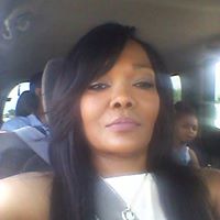 Nikki Robinson Photo 14