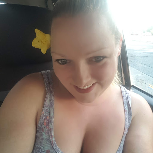 Jennifer Frankland Photo 4