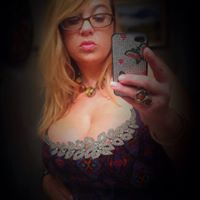 Andrea Watts Photo 25