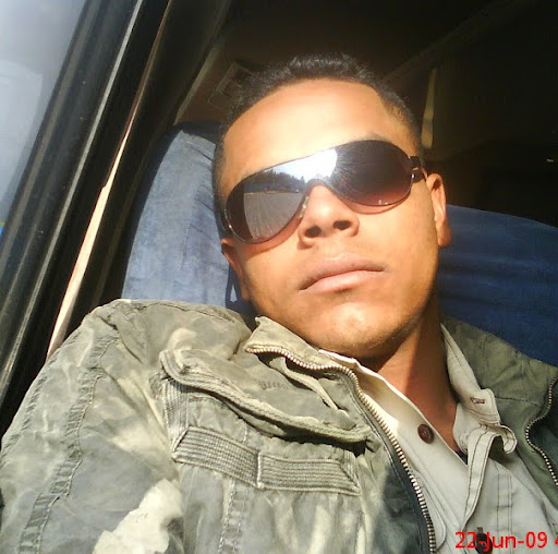 Edwin Arce Photo 43