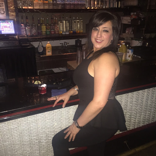 Jeanette Cruz Photo 39