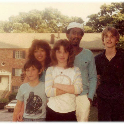 Joyce Parrish Photo 32