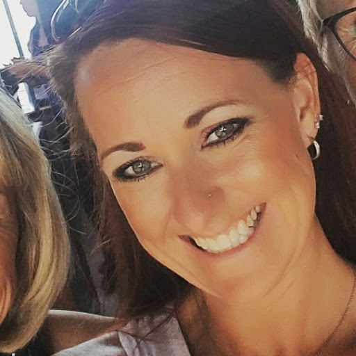 Dana Elliott Photo 28