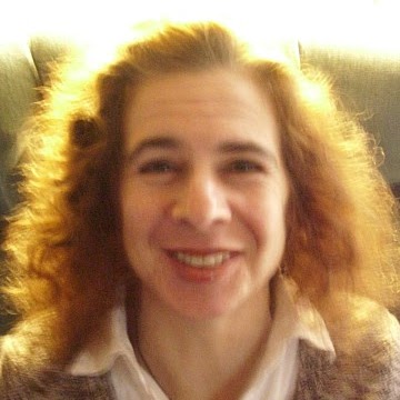 Lisa Hebert Photo 35