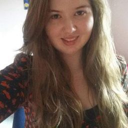 Vicky Hunter Photo 36