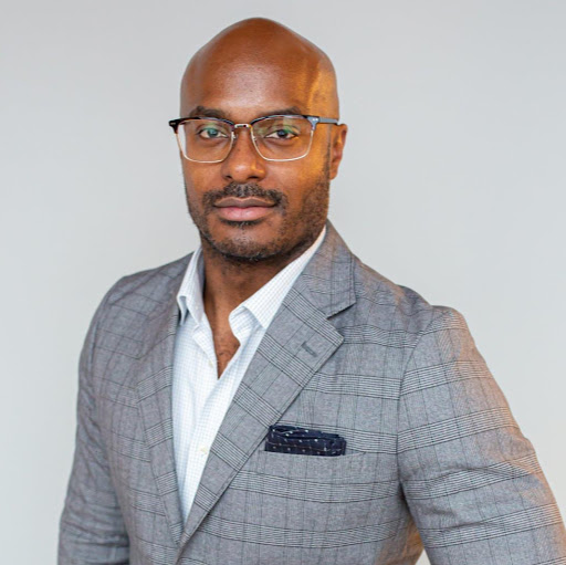 Patrick Clay Photo 10