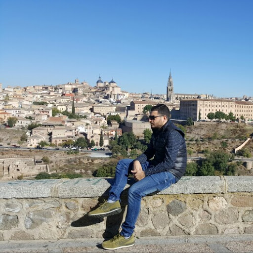 Raul Mata Photo 14
