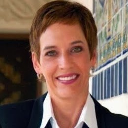 Tracey Hamilton Photo 1