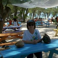 Linda Taft Photo 16