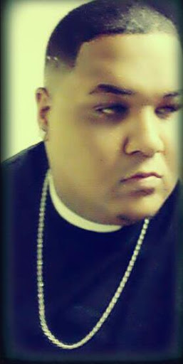 Wes Robinson Photo 14