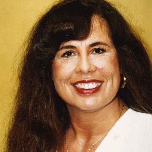 Marie Lane Photo 13