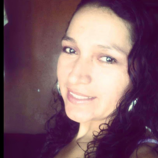 Aracely Delgado Photo 14