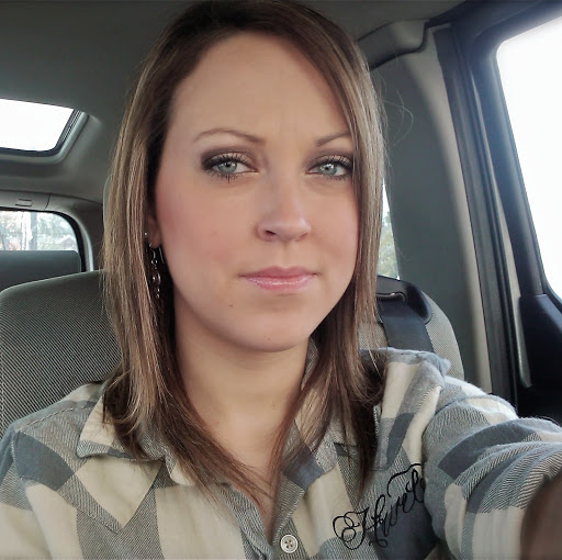 Erica Wolfe Photo 9