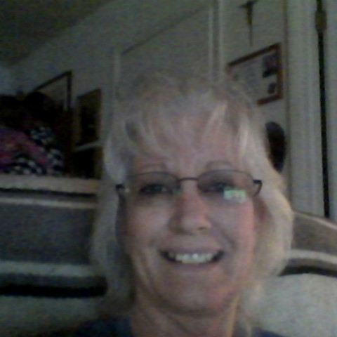 Kellie Hooper Photo 4
