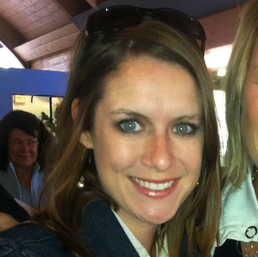 Lori Walker Photo 17