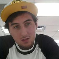 Garrett Gee Photo 7