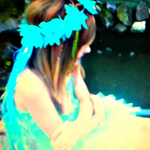Allison Ash Photo 3