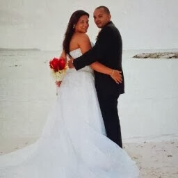 Margie Gonzalez Photo 27