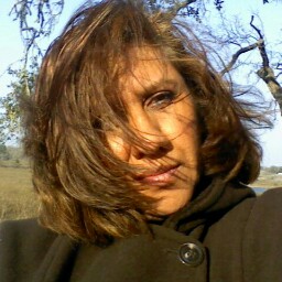 Jacqueline Gonzalez Photo 27