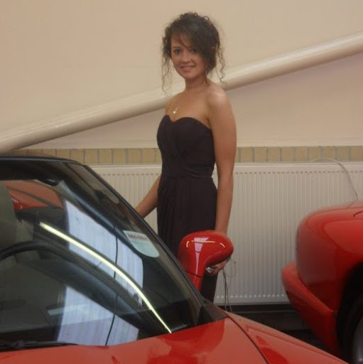 Lucy Clark Photo 11
