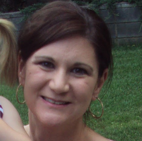Michelle Deyoung Photo 11