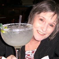 Evelyn Robertson Photo 22
