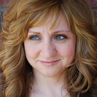 Amy Richardson Photo 37