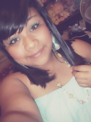 Elizabeth Torres Photo 19