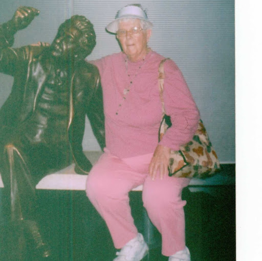 Dorothy Mahoney Photo 7