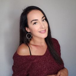 Connie Martinez Photo 27