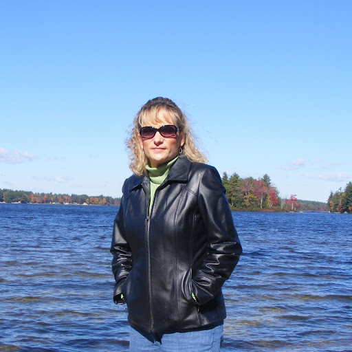 Karen Hamilton Photo 31