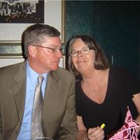 Julie Everett Photo 37