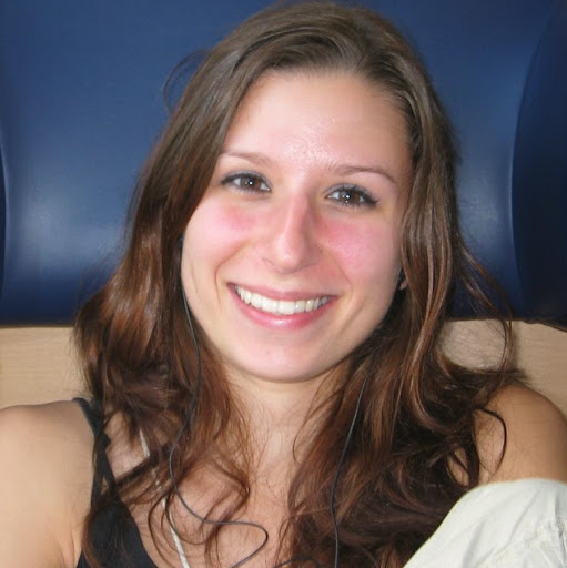 Jennie Edwards Photo 22