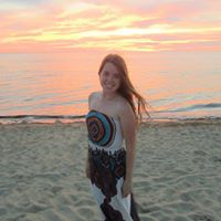 Erin Foley Photo 20