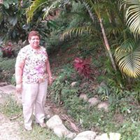 Ruth Tovar Photo 6